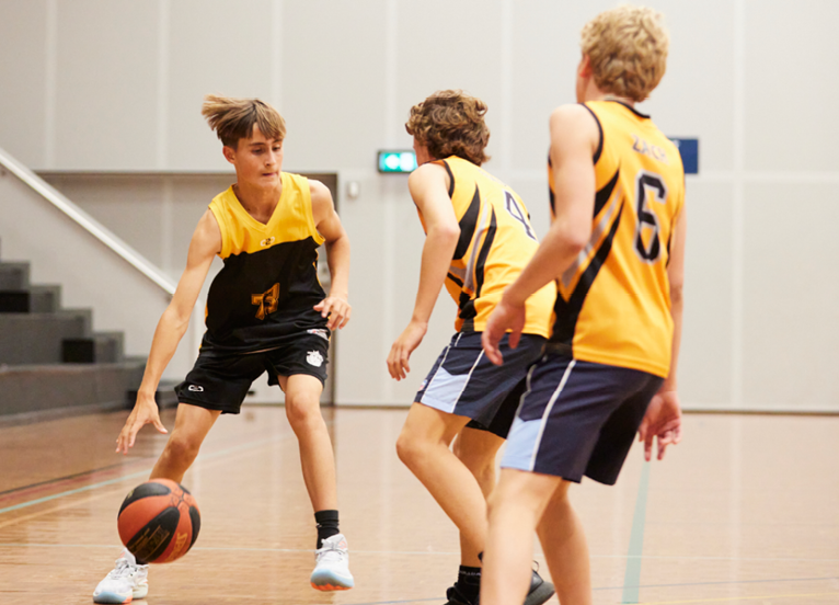 Junior basketball competition