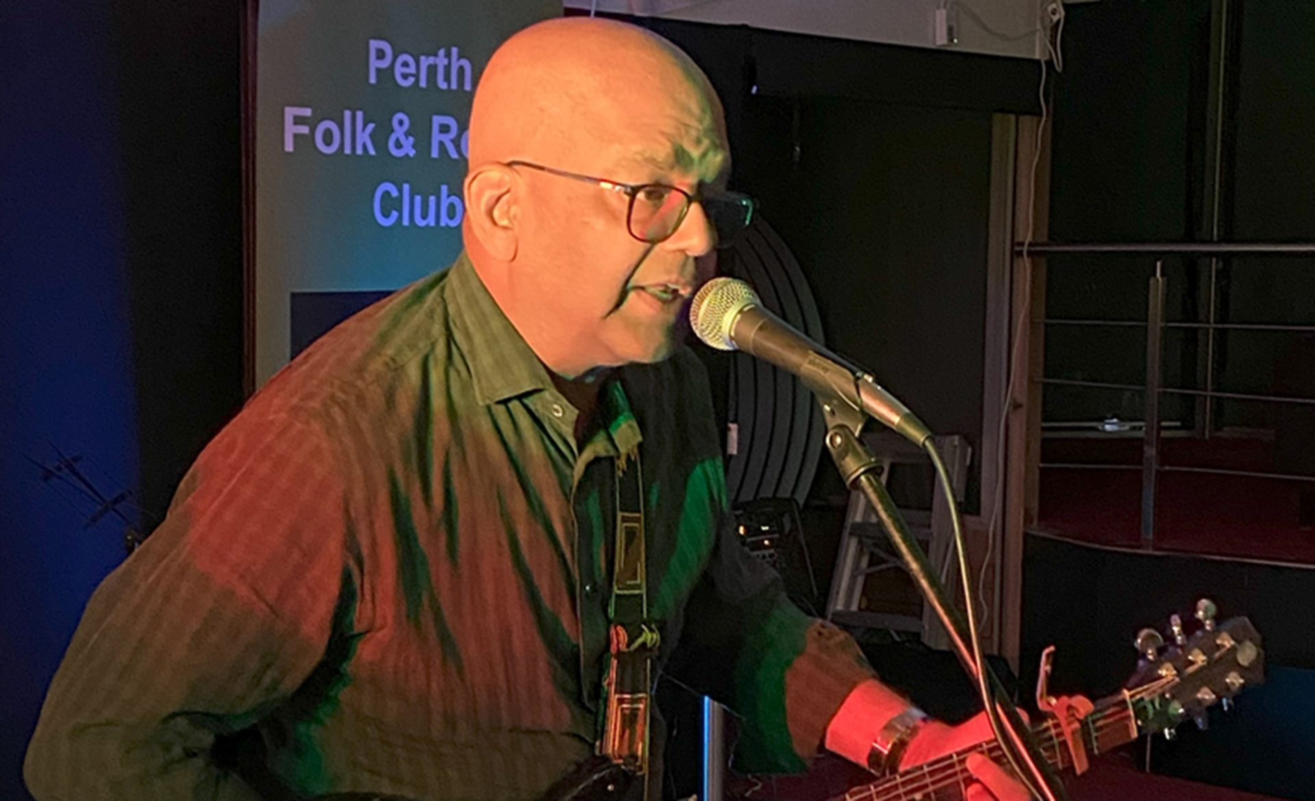 Perth Folk and Roots Club Xmas Show with Neil Fernandes and Moon Dog