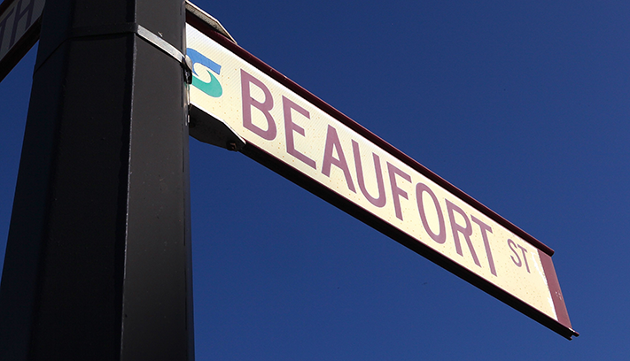 A street sign that reads Beaufort St.