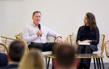 West Coast Eagles great John Worsfold speaking at a function.