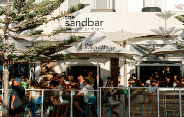 The Lookout Scarborough – vibrant beachside bar and bowling venue in Perth offering oceanfront views, live DJs, coastal dining, bowling, and family-friendly fun on WA’s sunset coast.