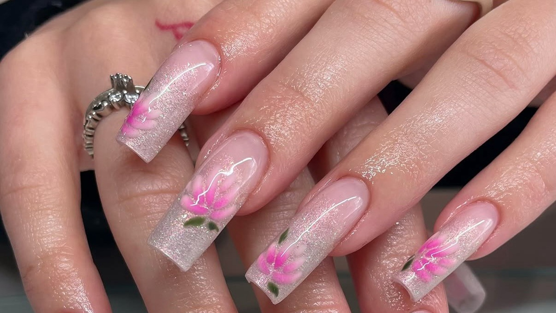 Make Your Own Press-on Nails Workshop - Stirling Libraries - Inglewood