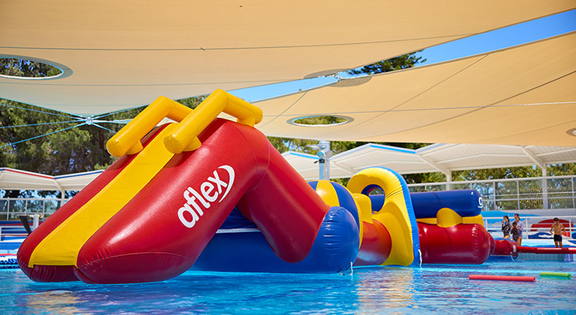 Pool inflatable party