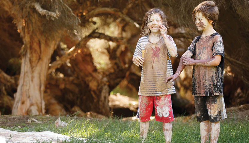 Play in the Park - Muddy Play Bina Parkland